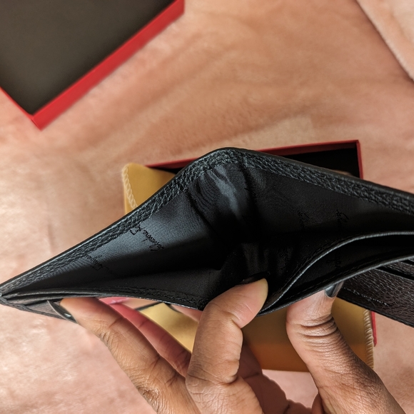 Italian Leather Wallet - Picture 2 of 5